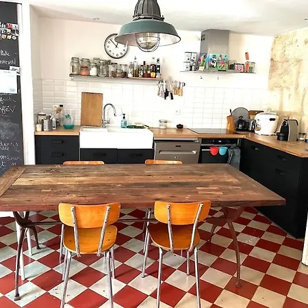 Maison 2mn De Bordeaux, Havre De Paix En Hébergement de vacances Bègles
